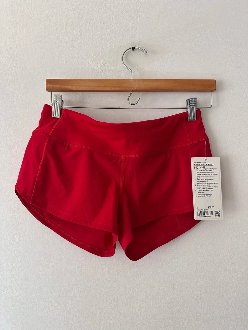 NWT Lululemon Speed Up LR short 2.5” lined red size 4